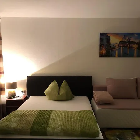 דירה City Ferienwohnung Bayreuth באיירוט