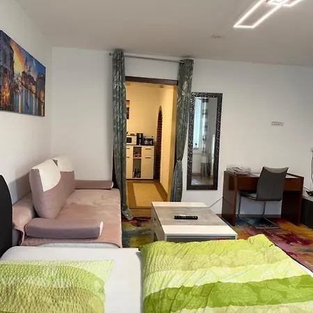City Ferienwohnung Bayreuth شقة